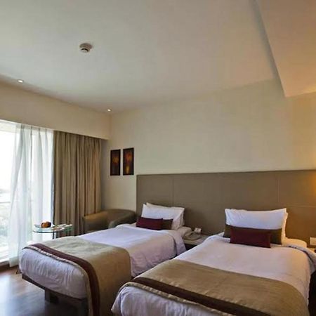 Pimpri-Chinchwad Spree Shivai Hotel Pune חדר תמונה
