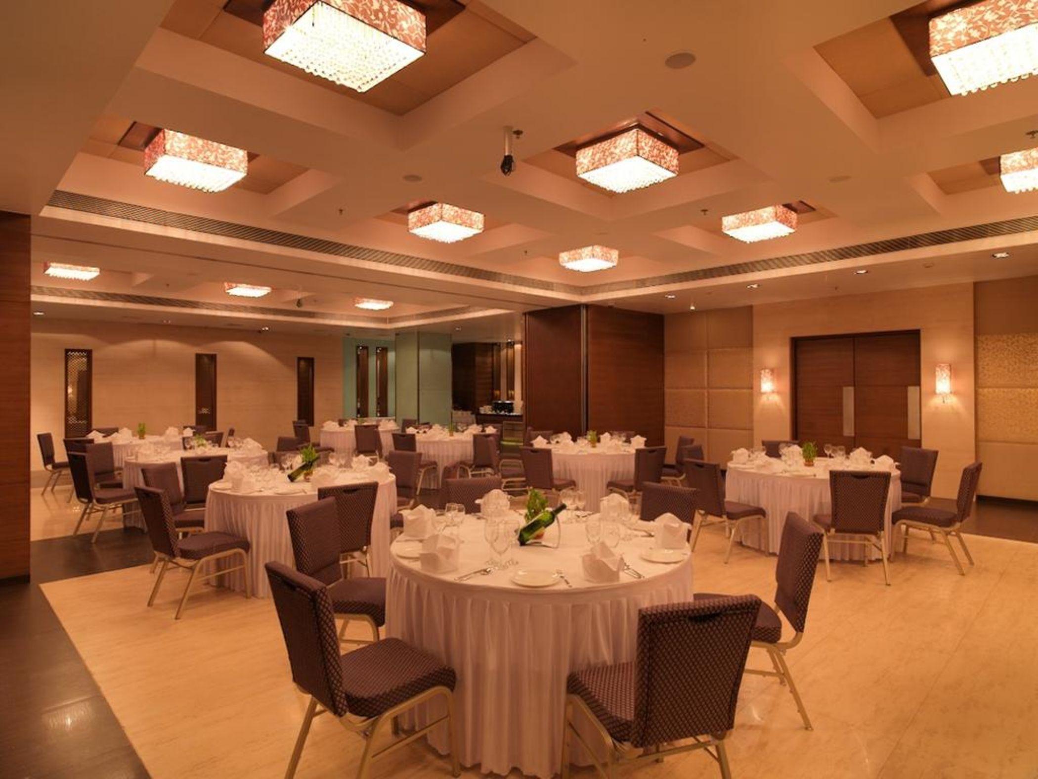 Pimpri-Chinchwad Spree Shivai Hotel Pune מראה חיצוני תמונה
