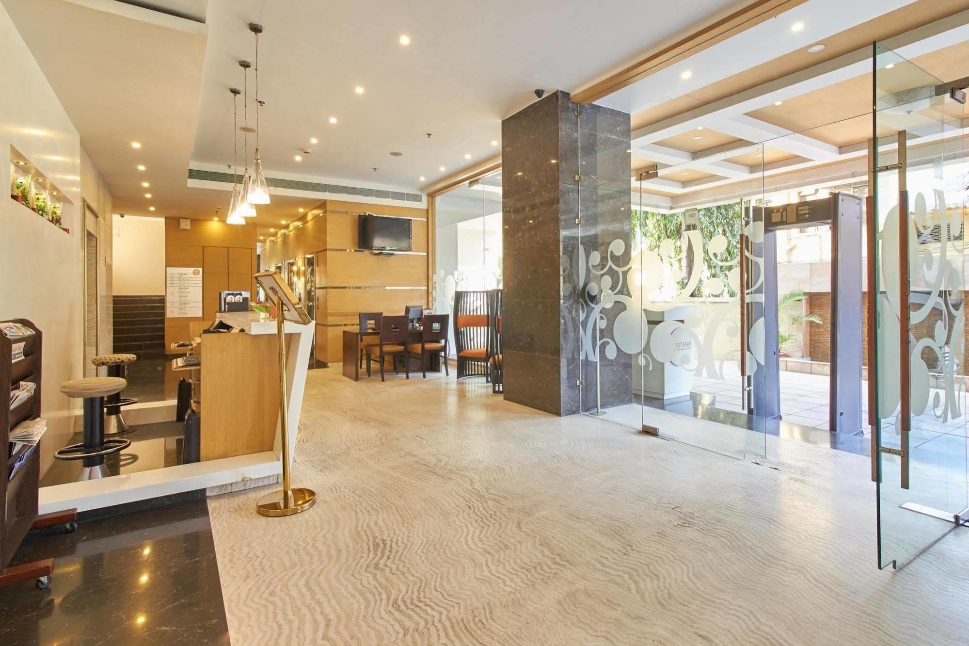 Pimpri-Chinchwad Spree Shivai Hotel Pune מראה חיצוני תמונה